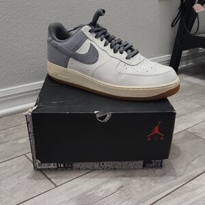 Nike Air Force 1 Low — White, Gray and Gum